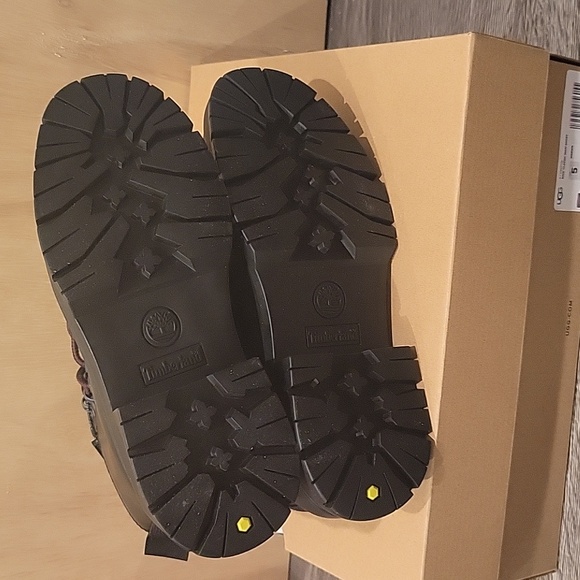 Timberland Woman's Malynn EK + Waterproof Leather Boots - Picture 8 of 8